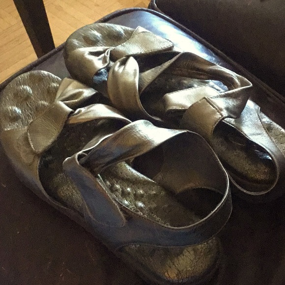 Leather sandals 4 items for $20 - Picture 1 of 4